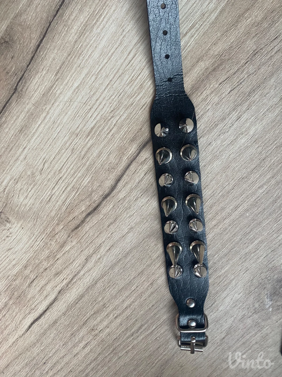 Spiked narukvica
