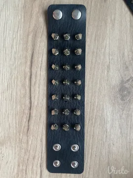 Punk narukvica