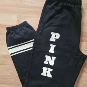 PINK Victoria's Secret trenerka