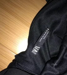 Zara atraktivna haljina