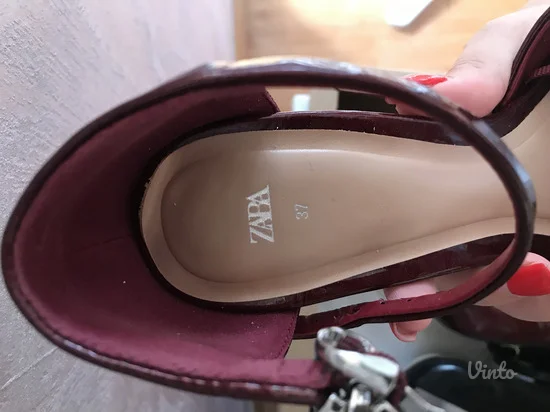 Zara lakovane salonke