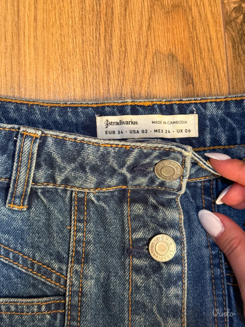 Stradivarius teksas suknja sa dugmićima