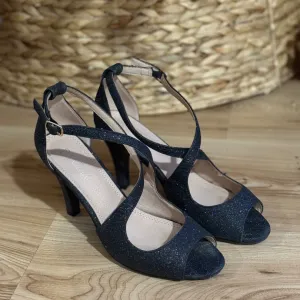 Sandale na štiklu sa šljokicama