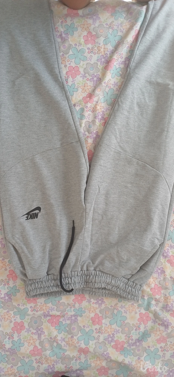 Nike tech fleece velicina 14