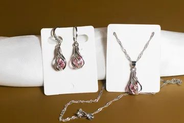 Roze set nakita (ogrlica i minđuše) žig 925