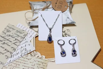 Plavi set nakita (ogrlica i minđuše) žig 925