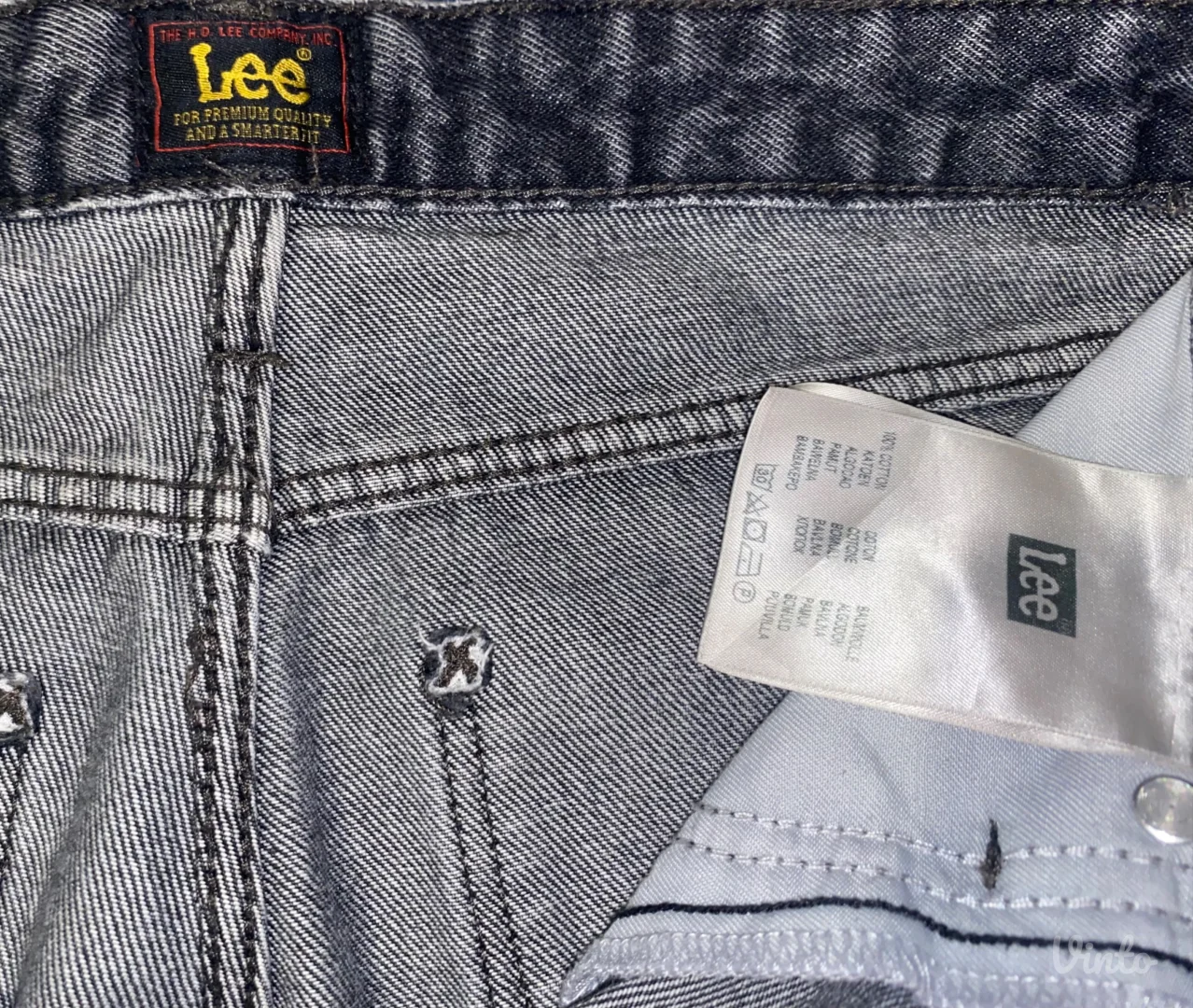 Lee- crne mom farmerke