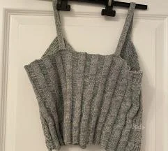 Pleteni crop top