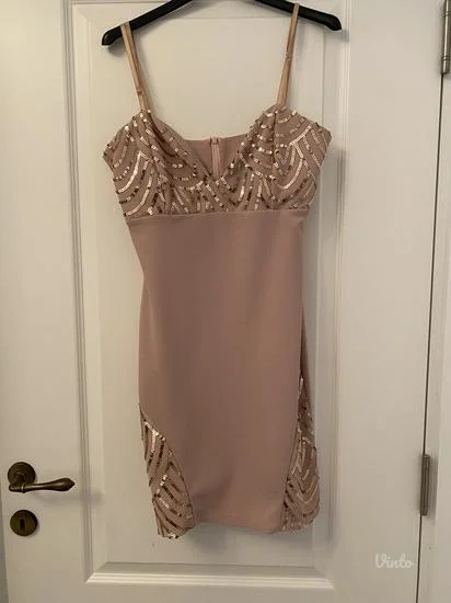 Kratka svecana haljina