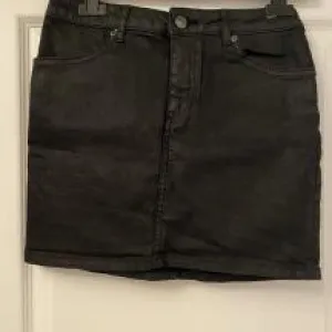 H&M mini suknja