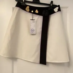 Eva Minge nova suknja