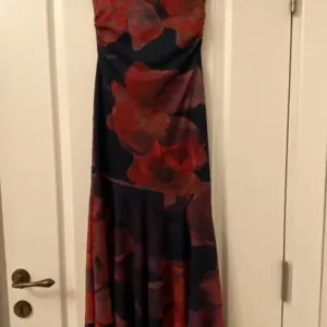 Reserved nova haljina