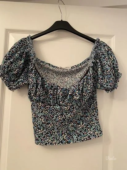 Stradivarius crop top