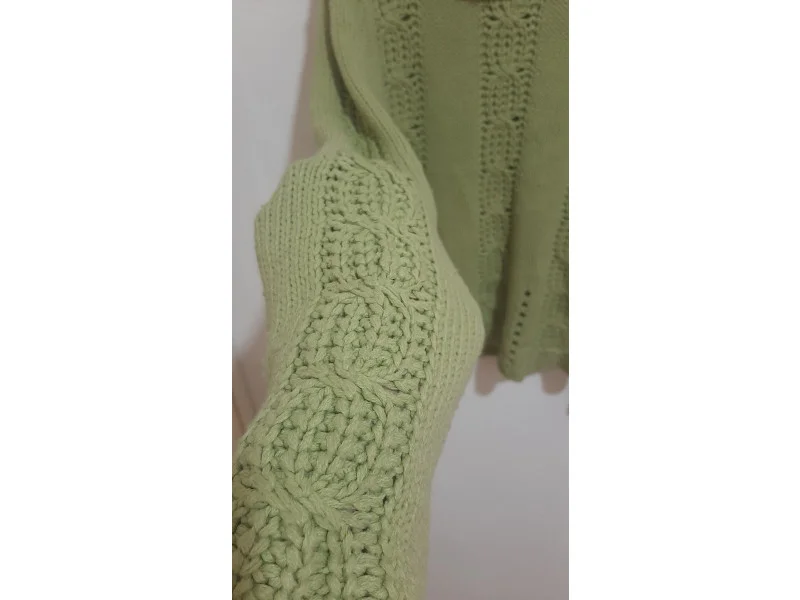 Rolka zvonasti rukavi