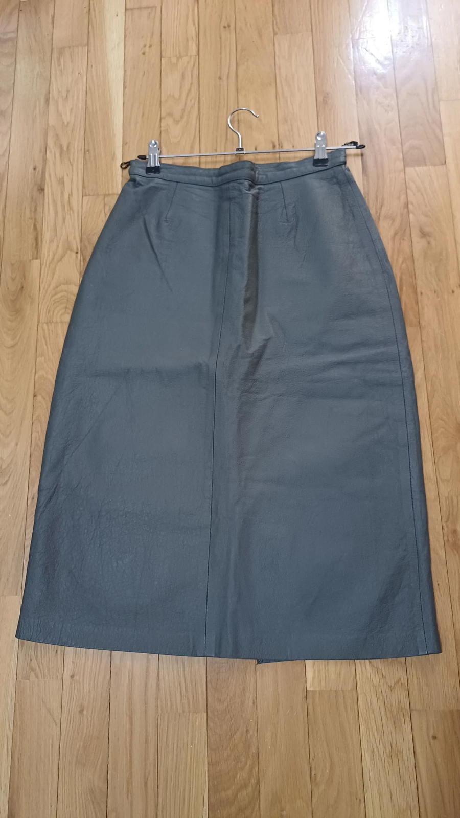 Vintage Yugoslavi kožna suknja - NOVA