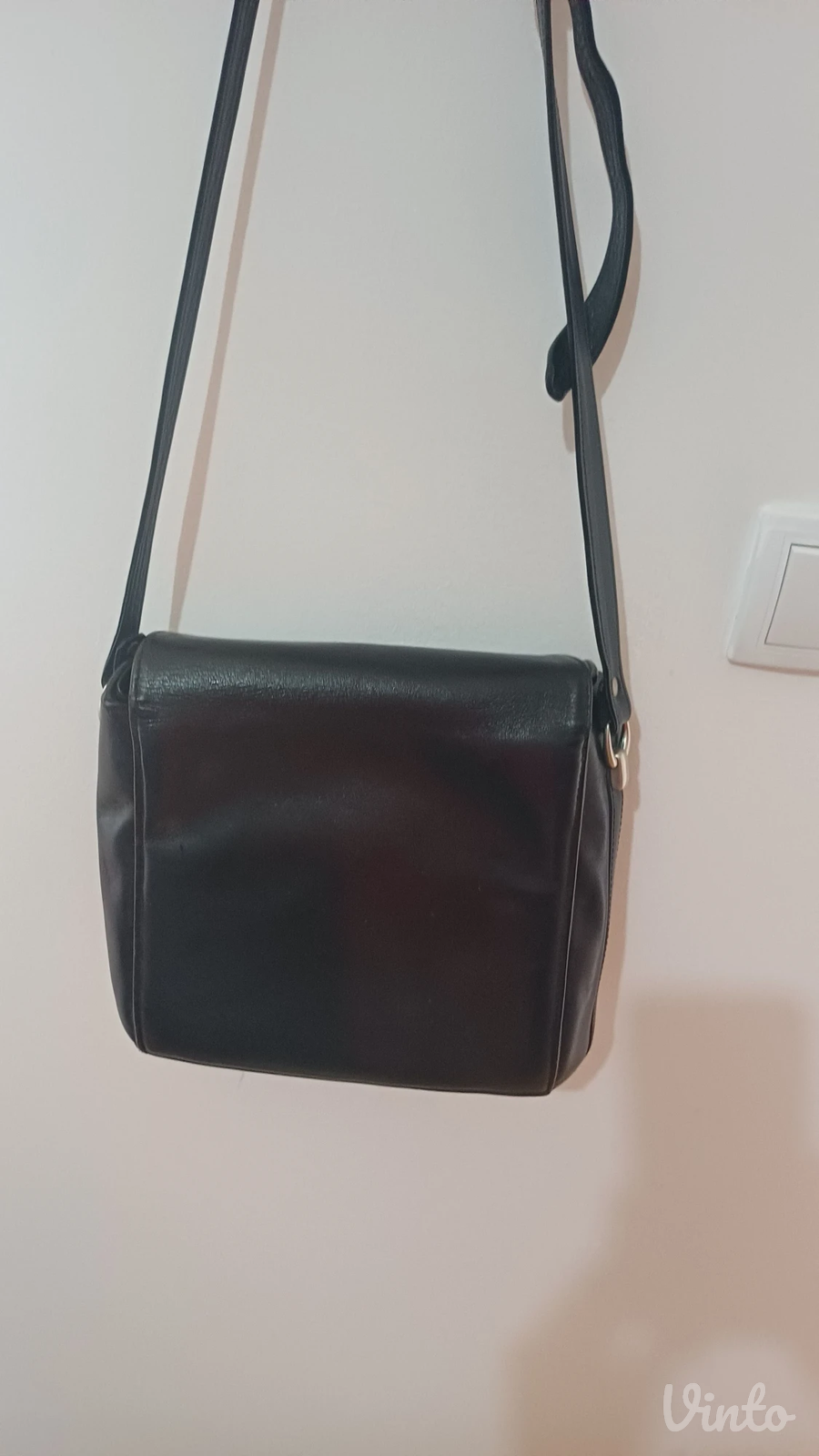 MONA Vintage kožna torba – bezvremenski klasik