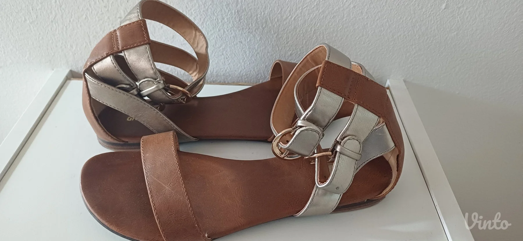 Kao nove Graceland sandale