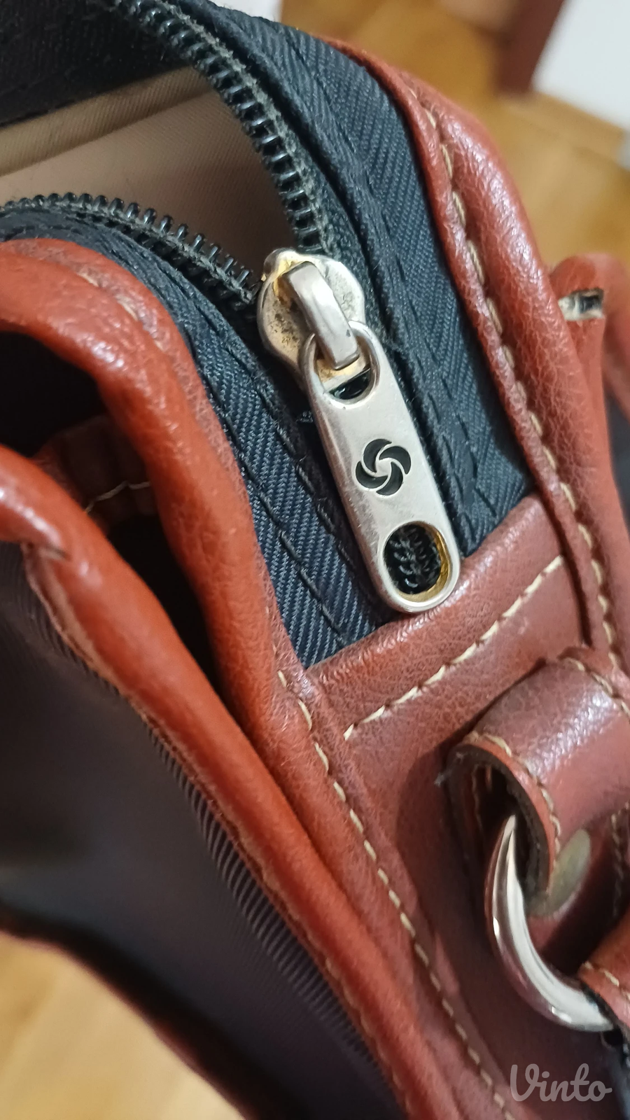 SAMSONITE Vintage Crossbody
