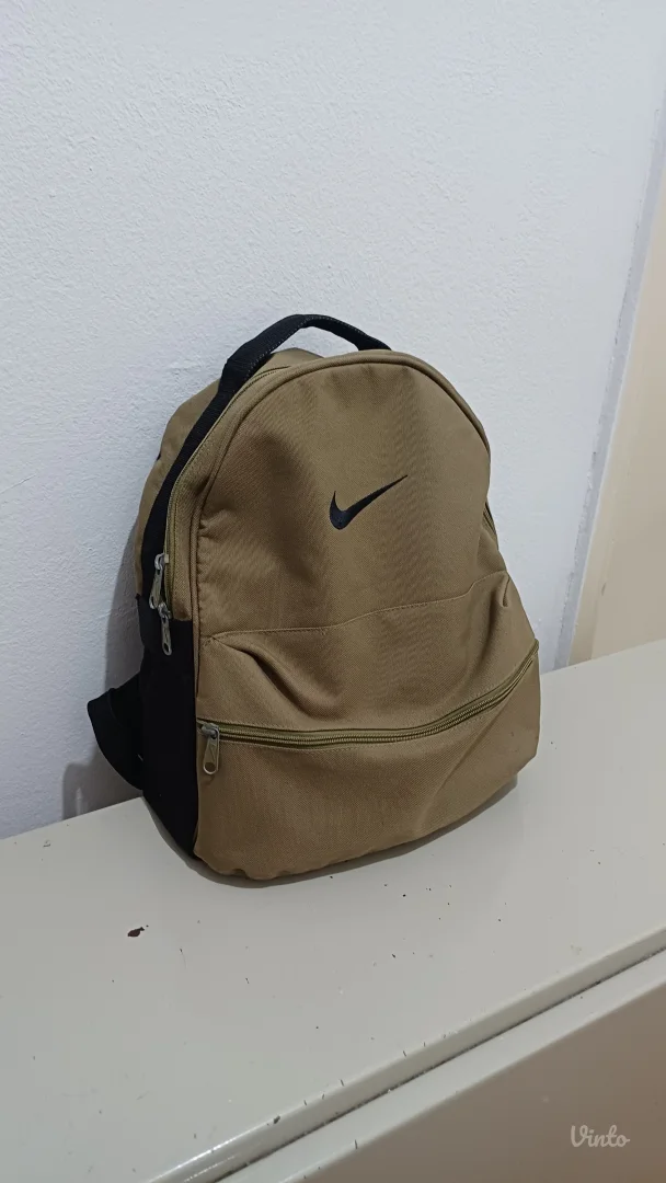 Dostupan Nike Vintage Backpack