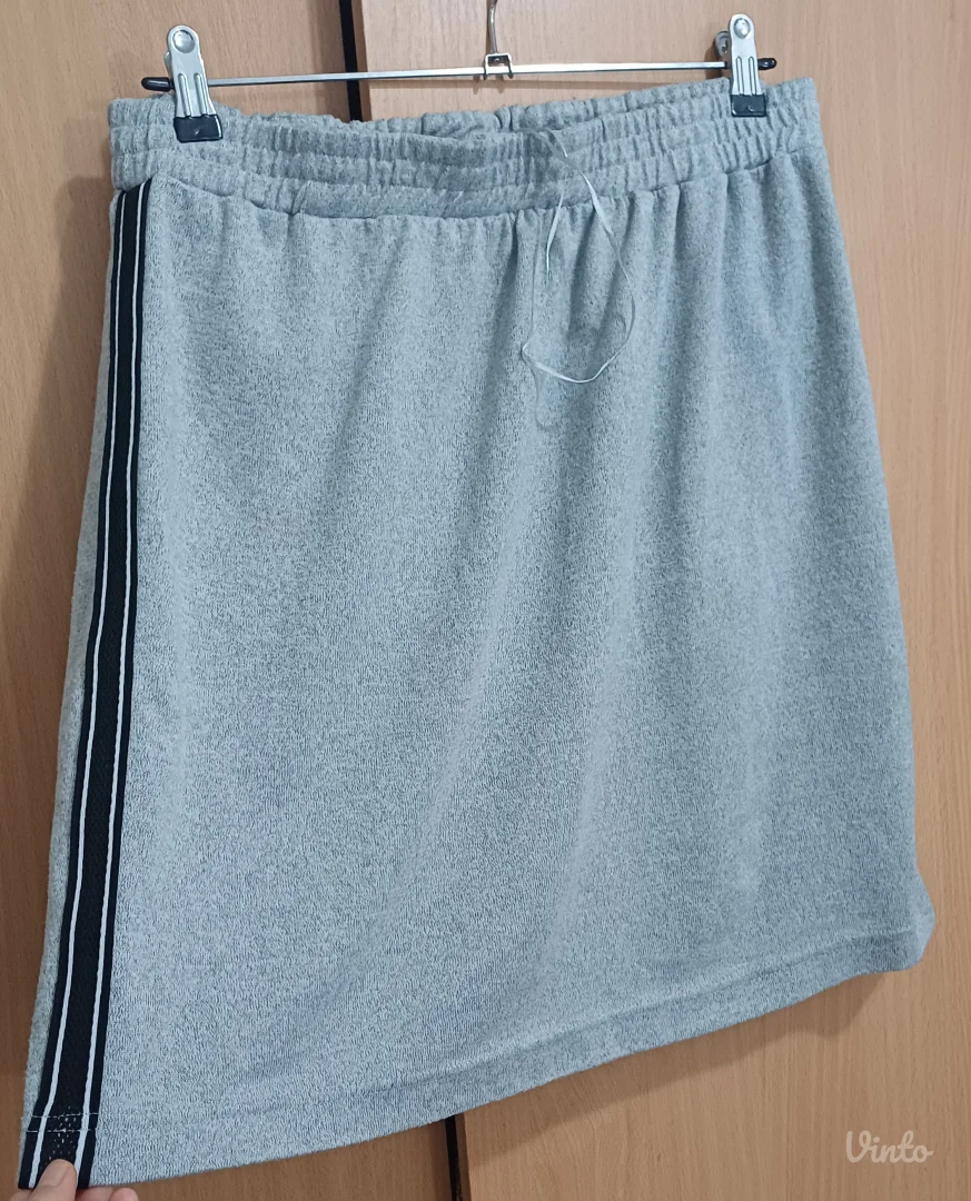 Sportsko-casual siva suknja sa elastičnim pojasom