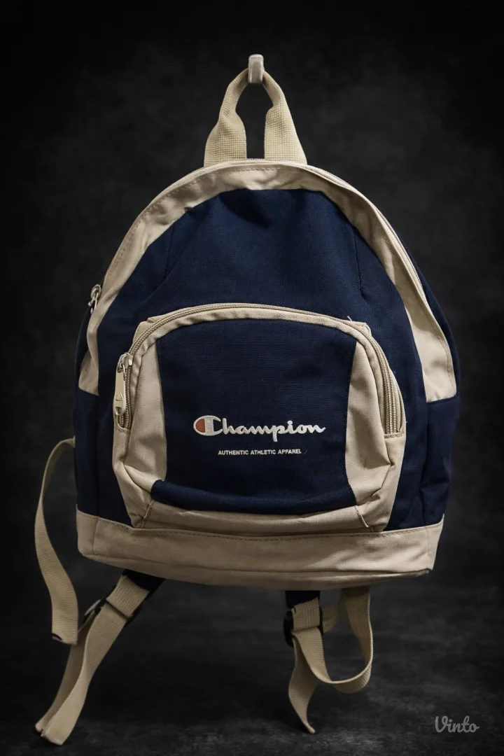 Retro Champion rančić