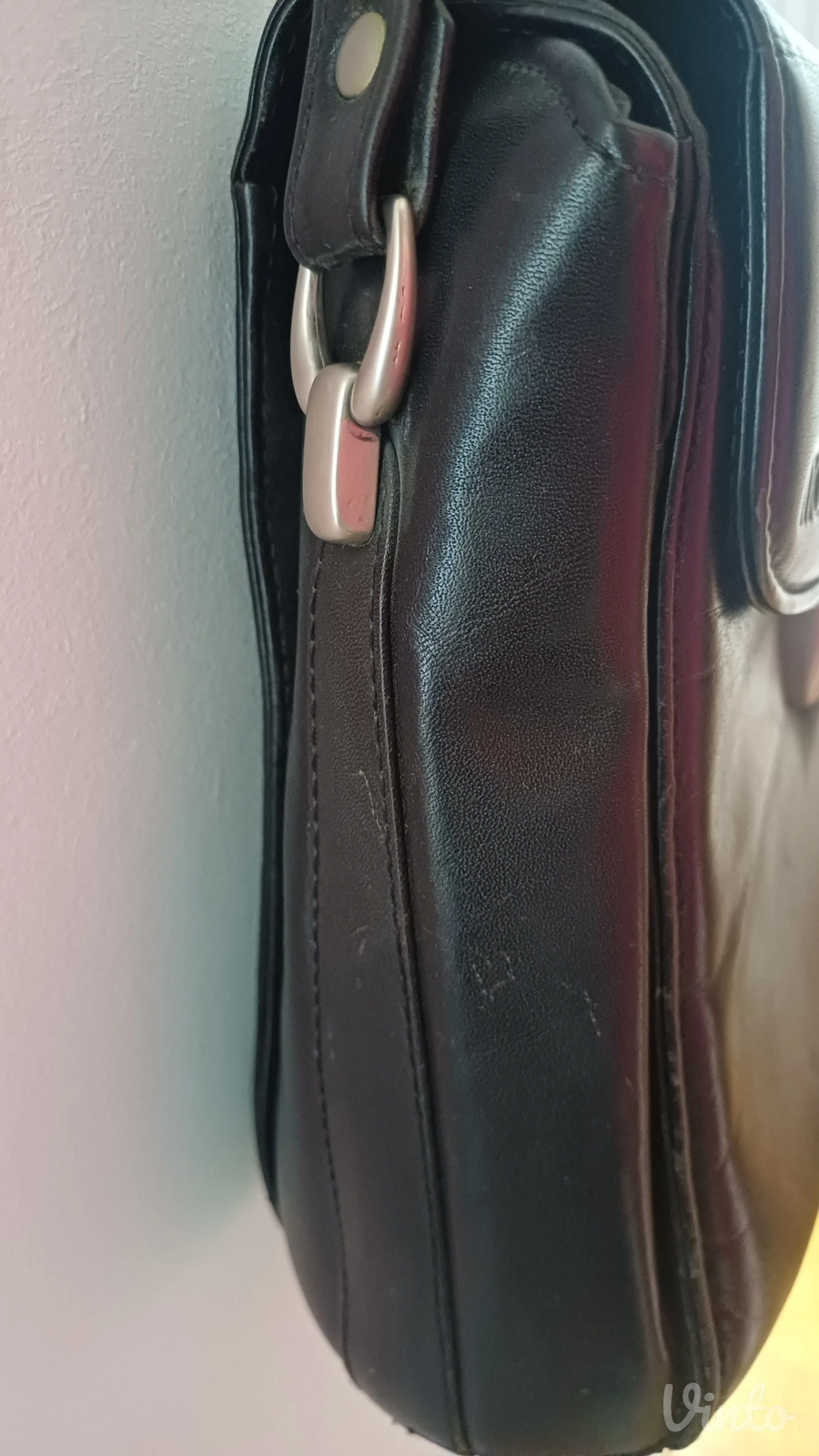 MONA Vintage kožna torba – bezvremenski klasik
