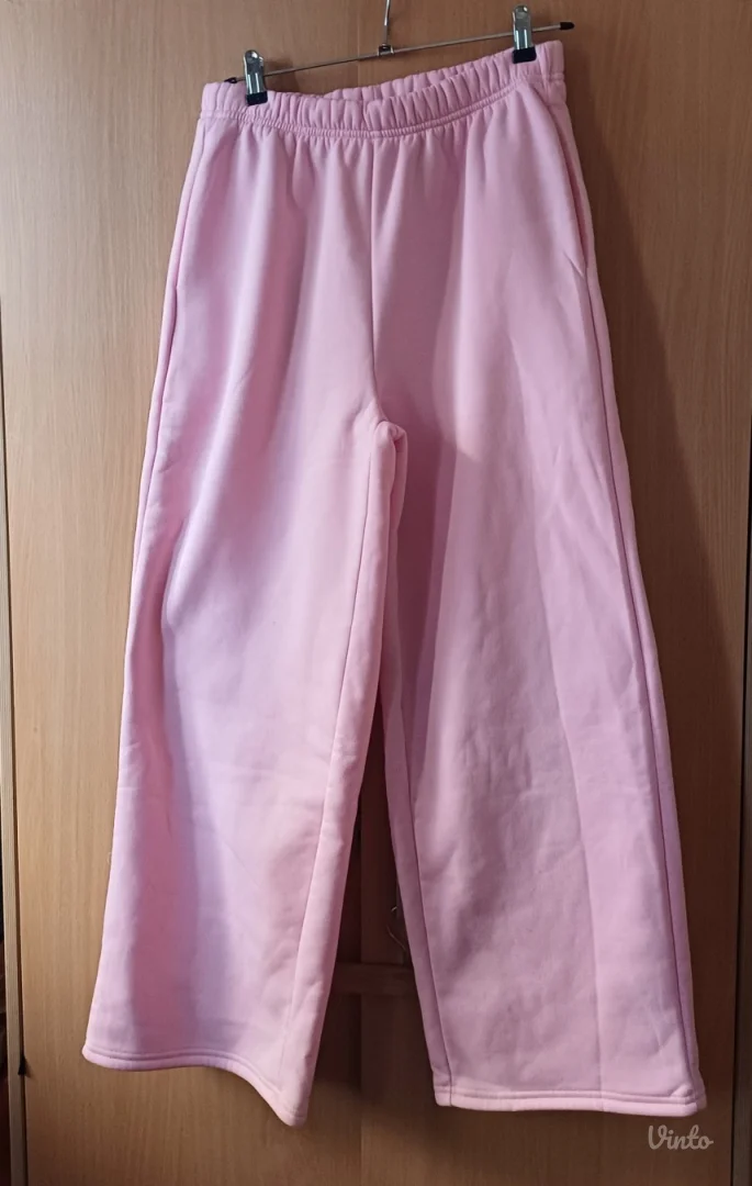 Nova Shein wide leg trenerka ,deblja