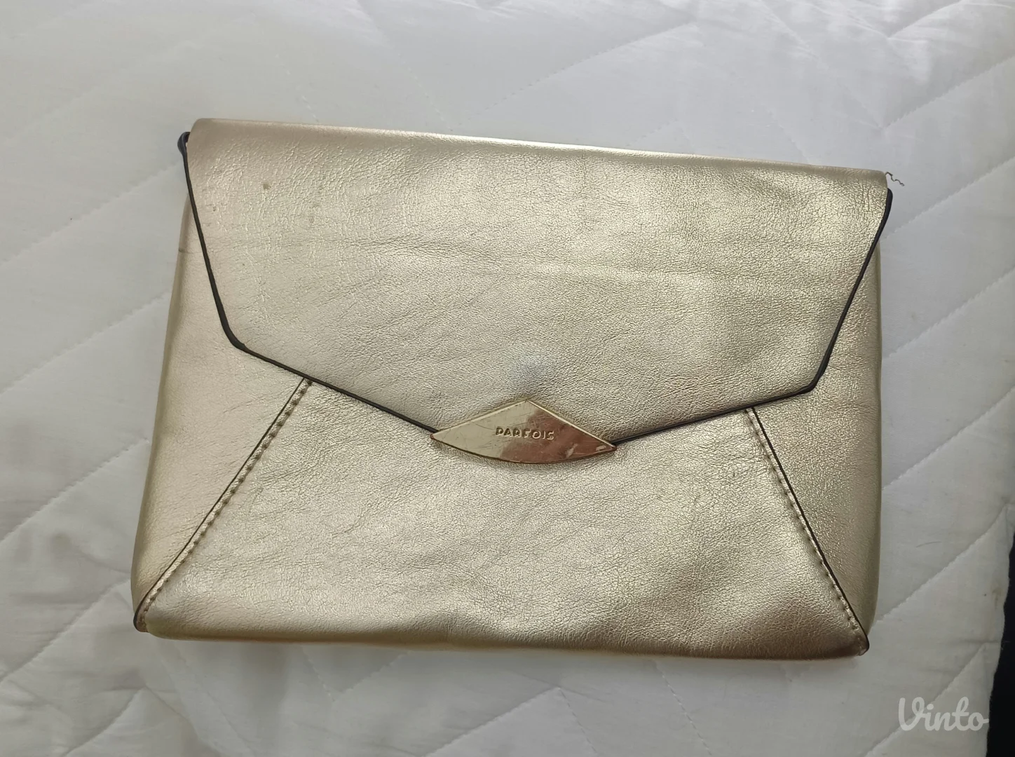 Parfois zlatna pismo torbica