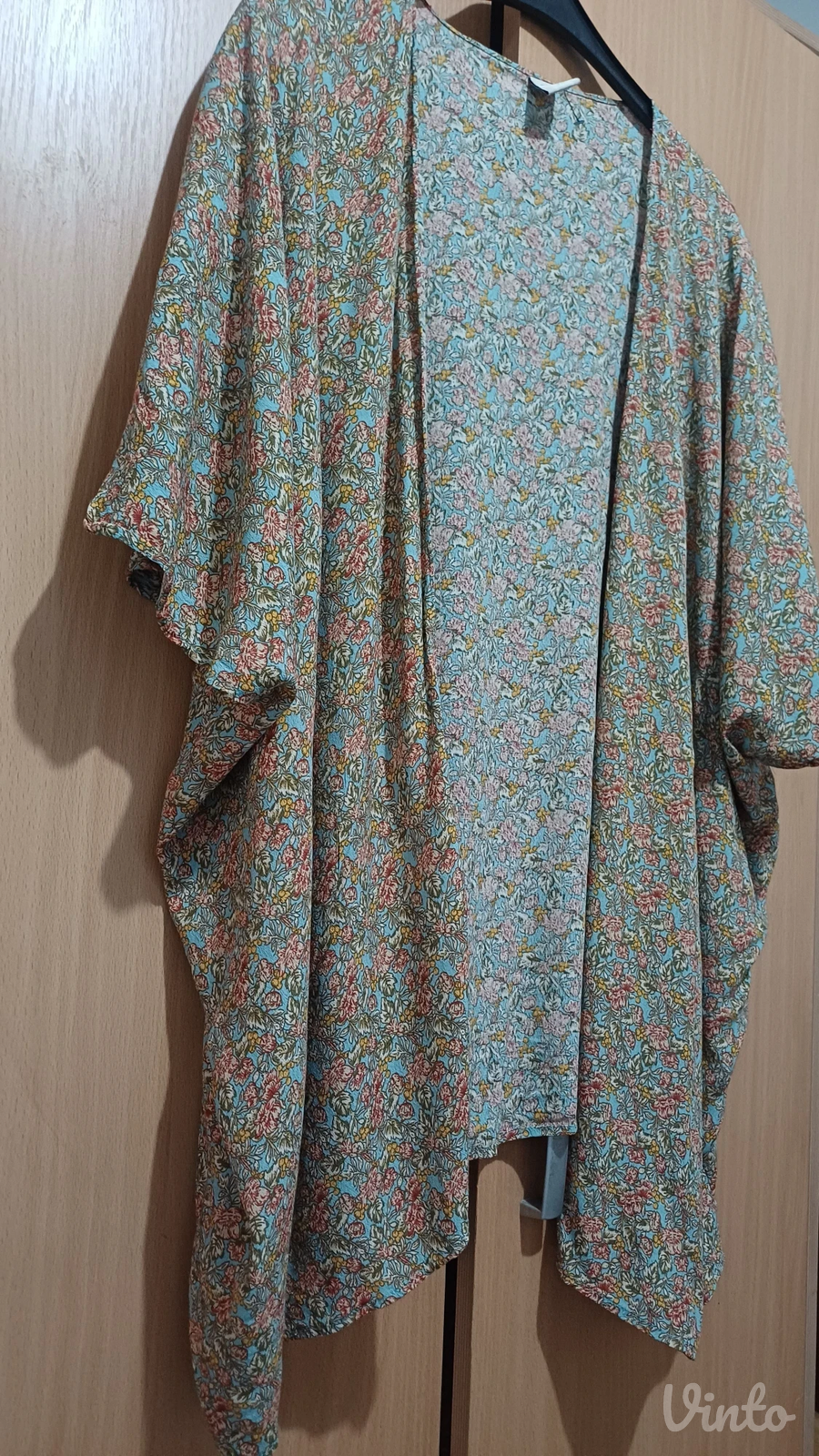 Lepršavi Zebra kimono- ogrtač od 100% viskoza