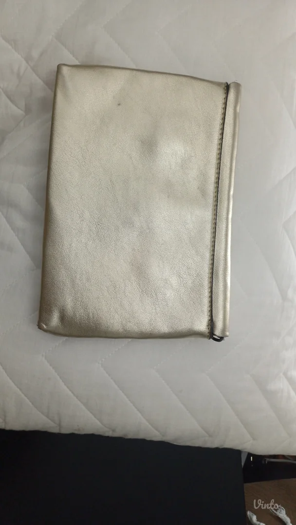 Parfois zlatna pismo torbica