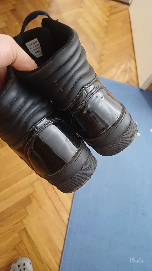 Sergio Tacchini „Amara“ čizmice br.39- ug 26 cm