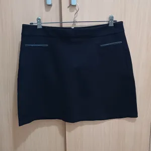 CAMAÏEU crna suknja sa elastinom