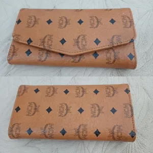 Elegantni novčanik u MCM stilu u toploj konjak-braon boji