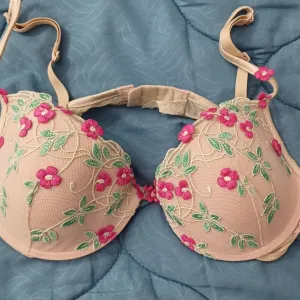 Lilly Italy brushalter divan dezen