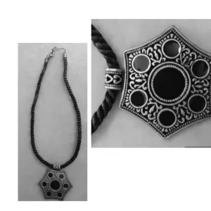 Unikatna ogrlica sa priveskom