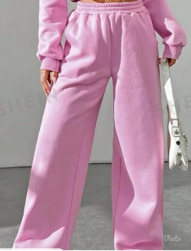 Nova Shein wide leg trenerka ,deblja