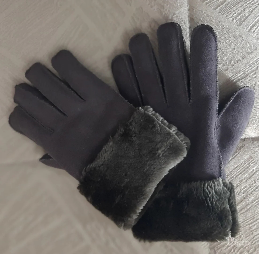 Postavljene kožne rukavice