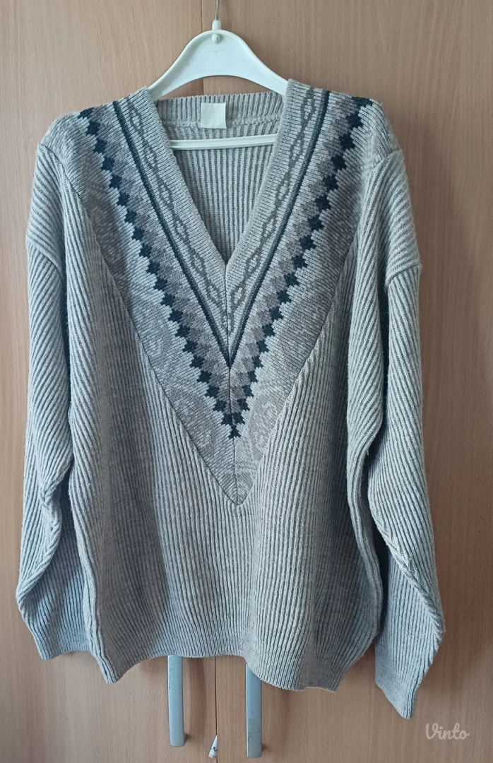 Vintage ( vuna) dzemper- novo,može unisex