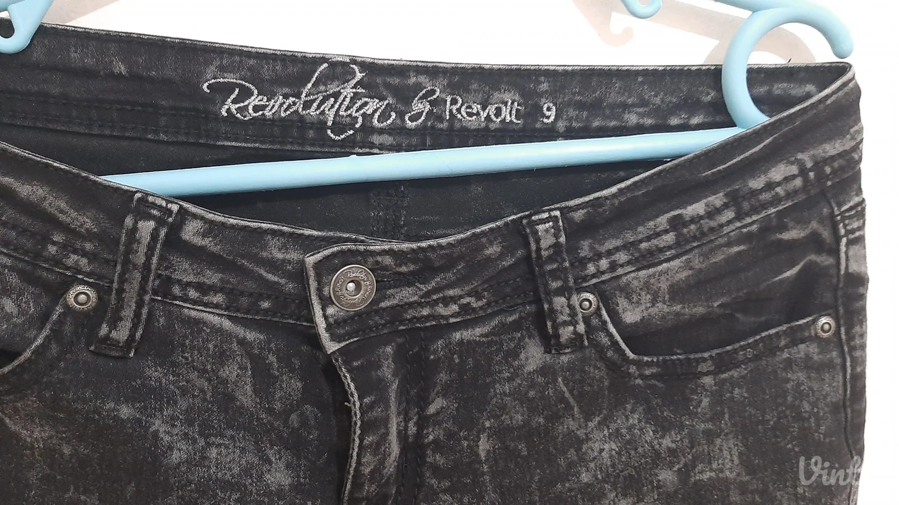 Revolt jeans Acid wash kao nove - preudobne