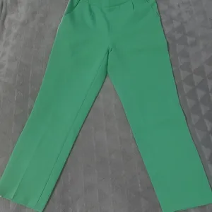 Zelene pantalone