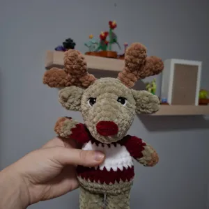 Ručno heklani irvas