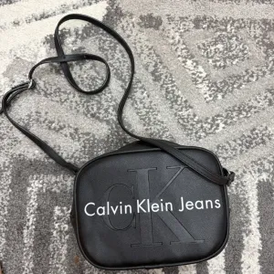Calvin Klein torbica