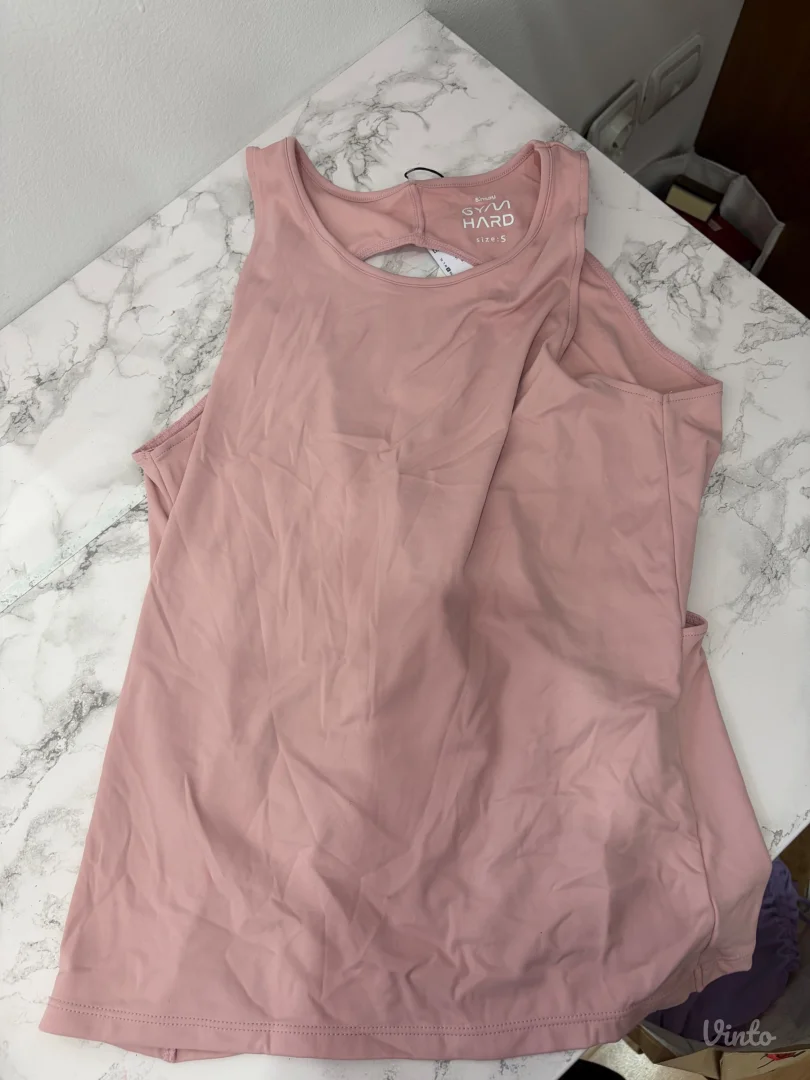 Sinsay gym hard majica