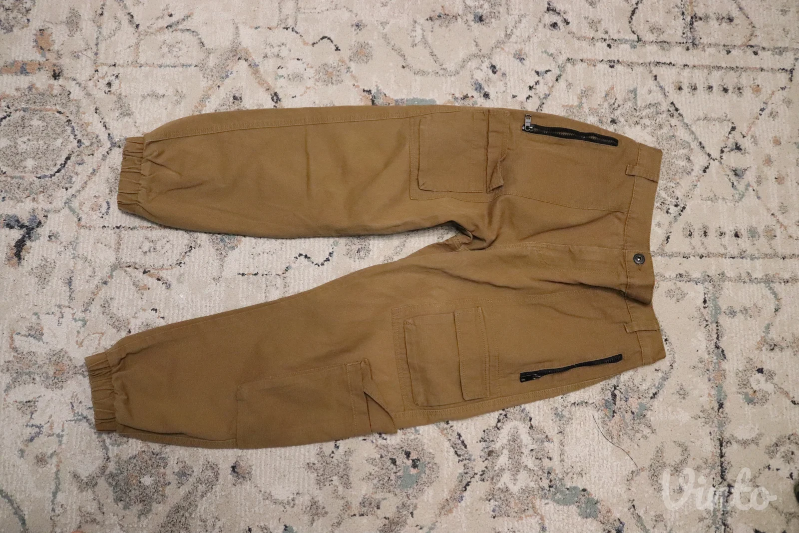 Bershka muške cargo džoger pantalone (S / 29)