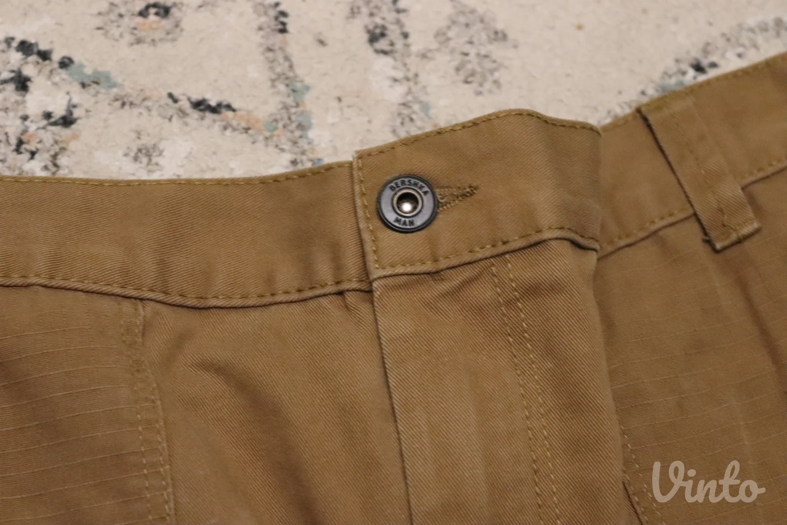 Bershka muške cargo džoger pantalone (S / 29)