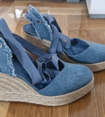 Stradivarius platforme - 37 broj