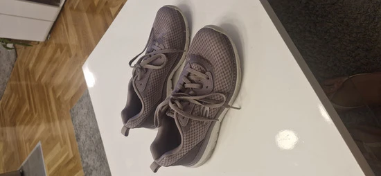 Skechers patike - broj 37