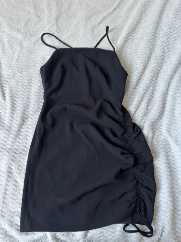 Zara mala crna haljina