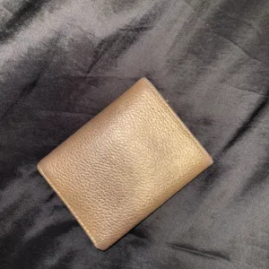 Mona zlatni kožni novčanik