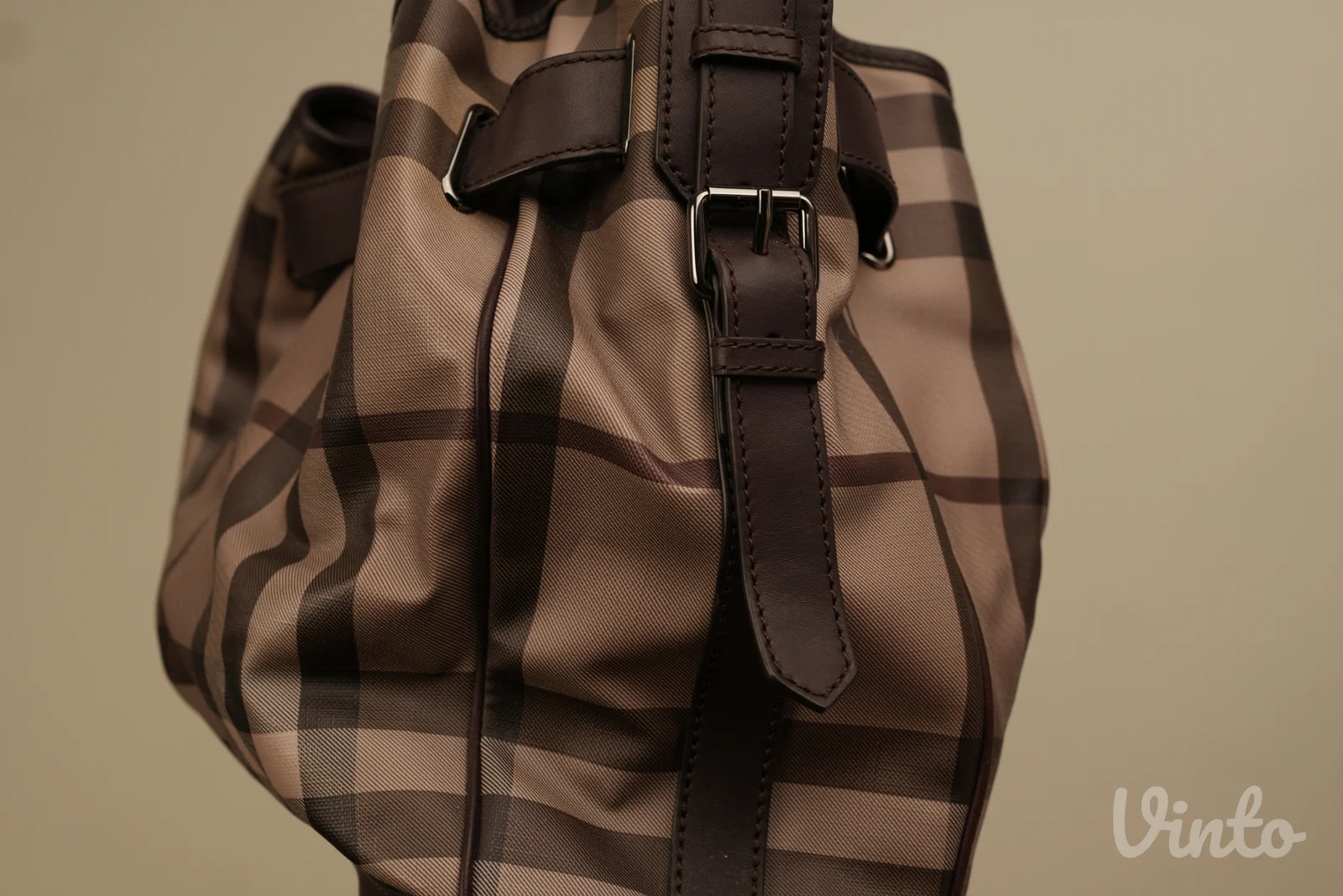 Burberry Medium Walden Belted Hobo luksuzna torba